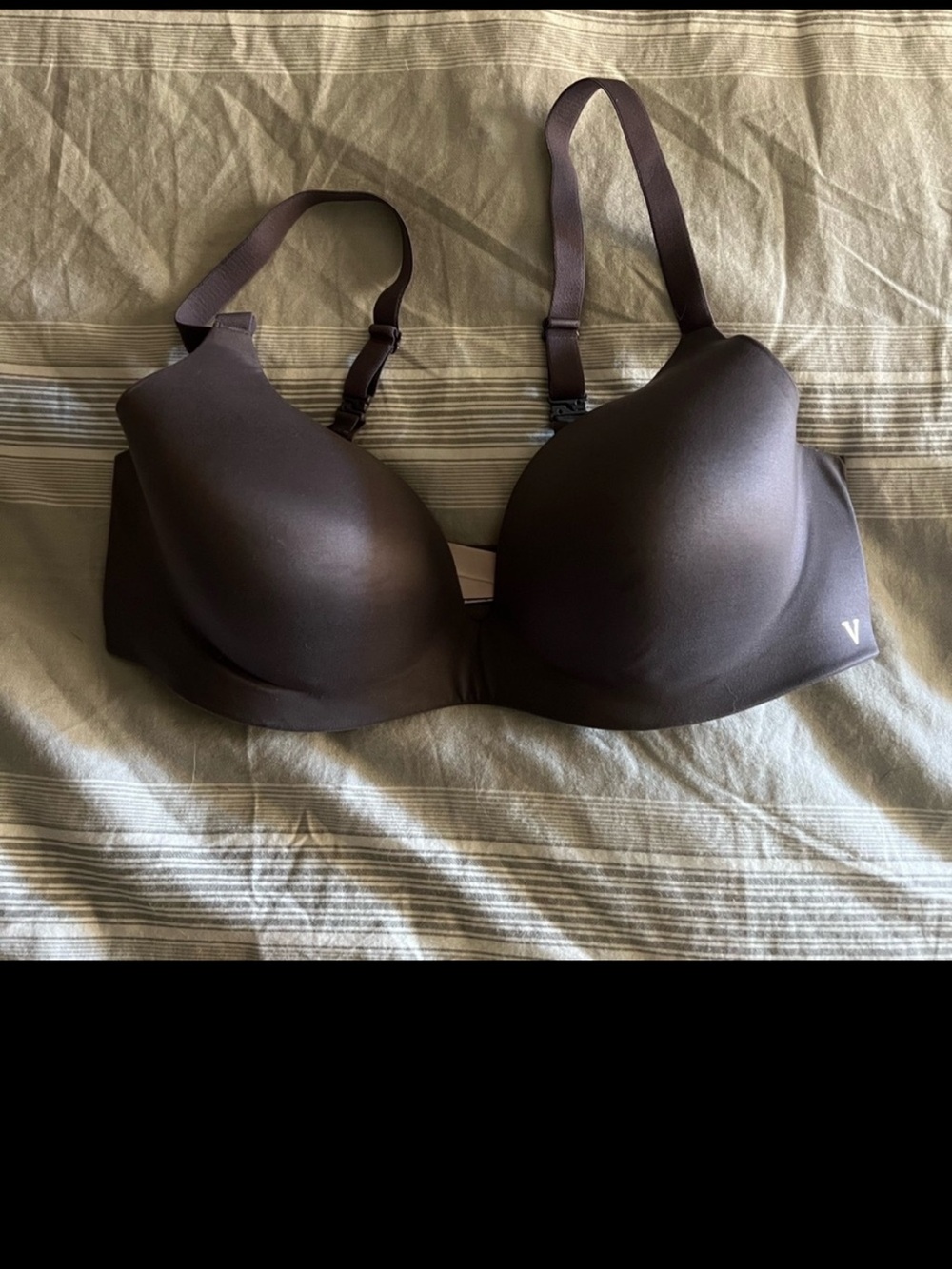 Victoria’s Secret T-Shirt Bra in Dark grey - Smooth Everyday Support